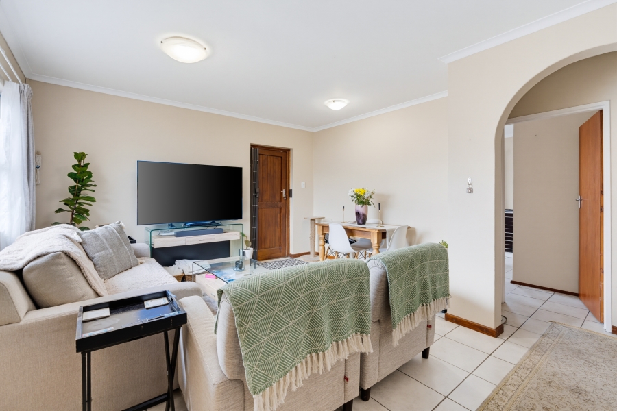 2 Bedroom Property for Sale in Edgemead Western Cape